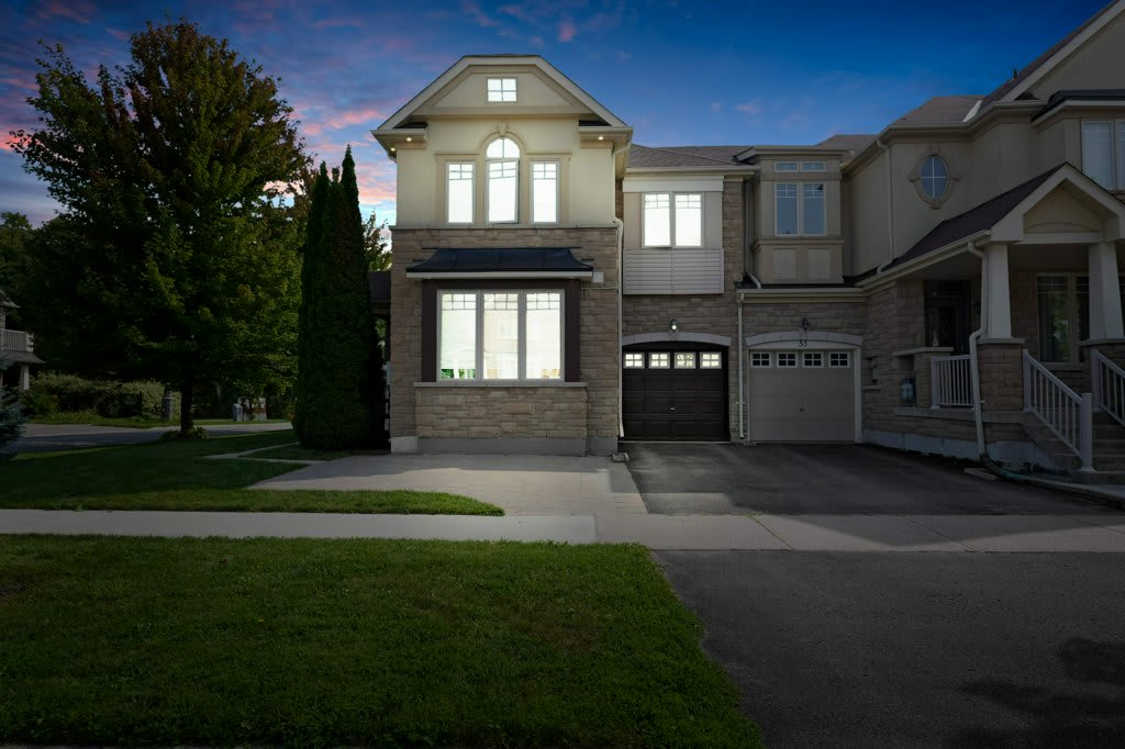 55 Pexton Ave, Richmond Hill